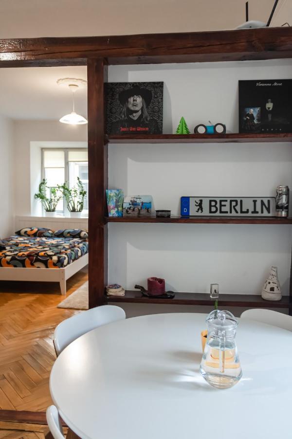 Berlin Apartment Lviv Exterior foto