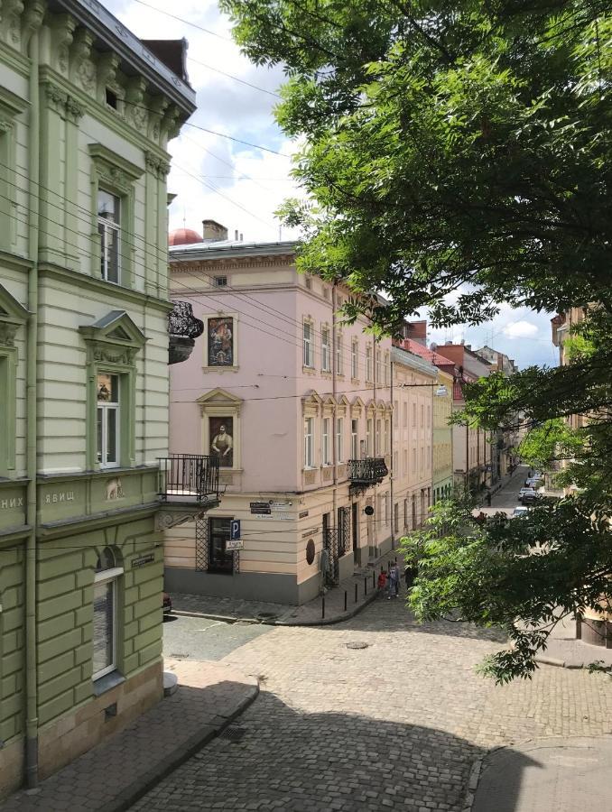 Berlin Apartment Lviv Exterior foto